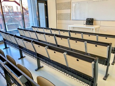 Universitatea din Craiova - sala de curs