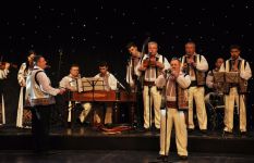 Cu drag, de Mărțișor! Teatrul Național București, 8 martie 2016